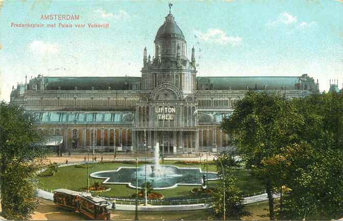 Amsterdam Frederiksplein met Paleis voor Volksvlijt