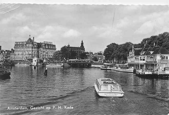 Amsterdam Gezicht op Kade