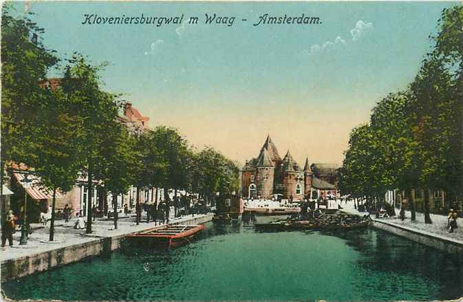 Amsterdam Kloveniersburgwal m Waag