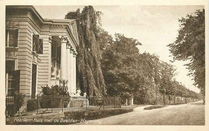 Haarlem Huis met de Beelden