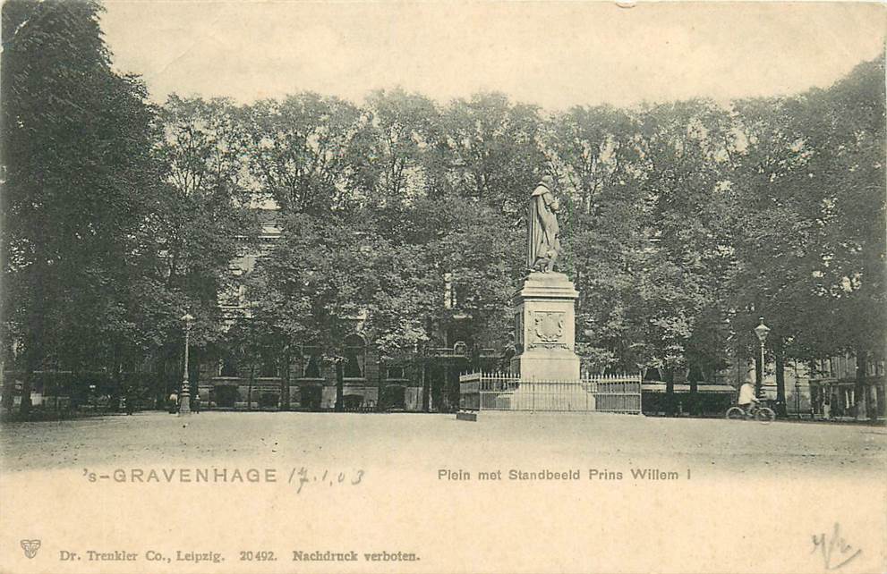 s-Gravenhage Plein met Standbeeld Prins Willem 1
