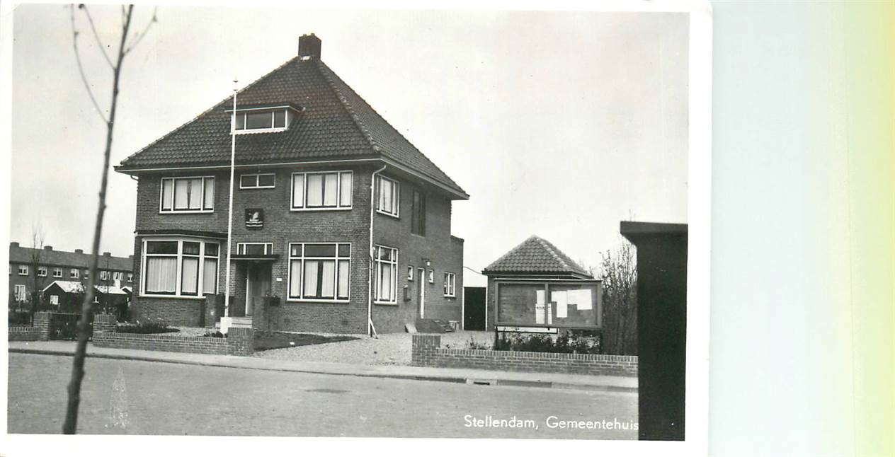 Stellendam Gemeentehuis