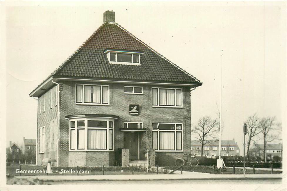 Stellendam Gemeentehuis