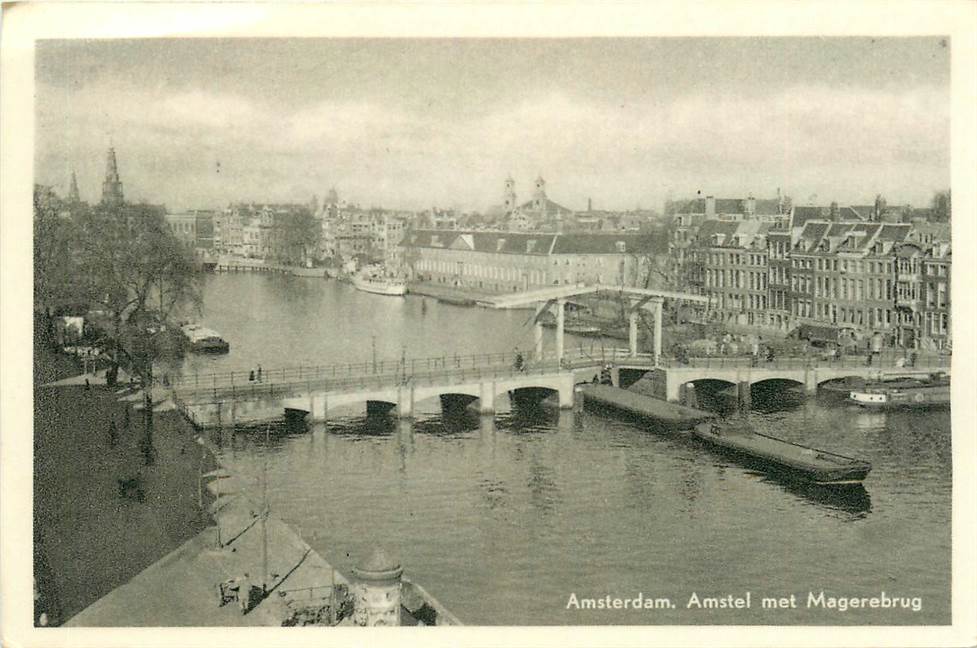 Amsterdam Amstel met Magerebrug