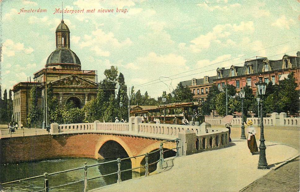 Amsterdam Muiderpoort met nieuwe brug