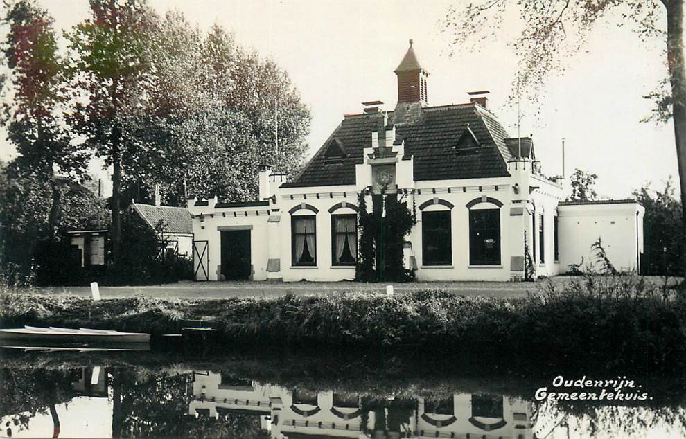 Oudenrijn Gemeentehuis