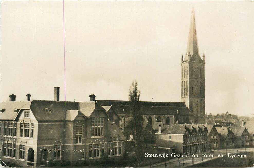 Steenwijk Gezicht op toren en Lyceum