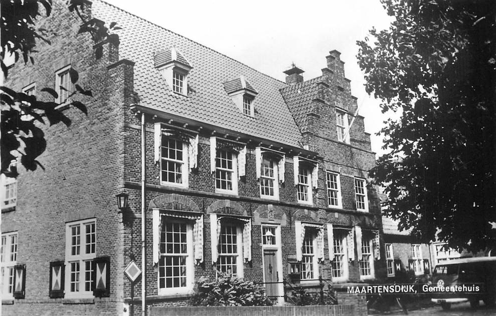 Maartensdijk Gemeentehuis