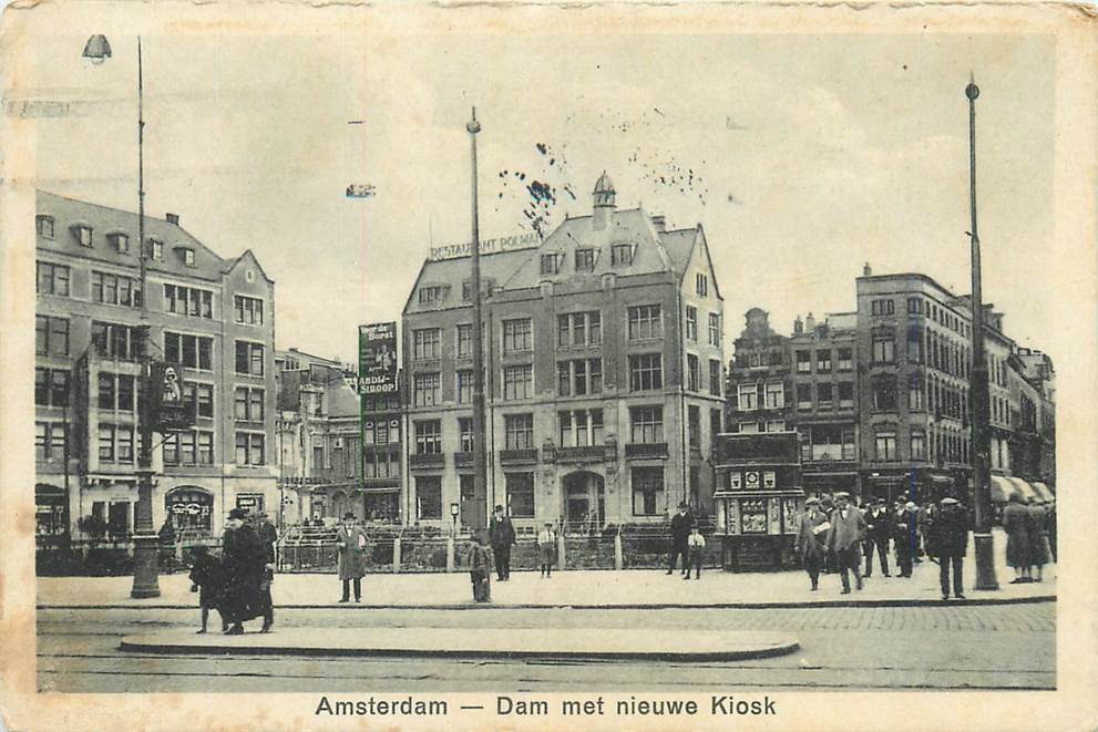 Amsterdam Dam met nieuwe Kiosk