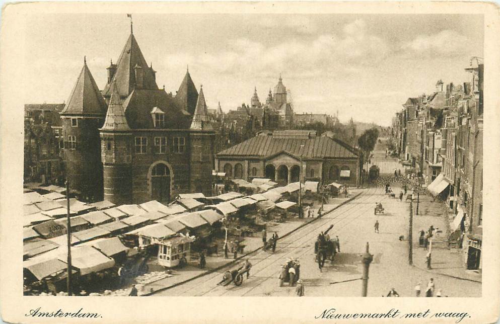 Amsterdam Nieuwemarkt met waag