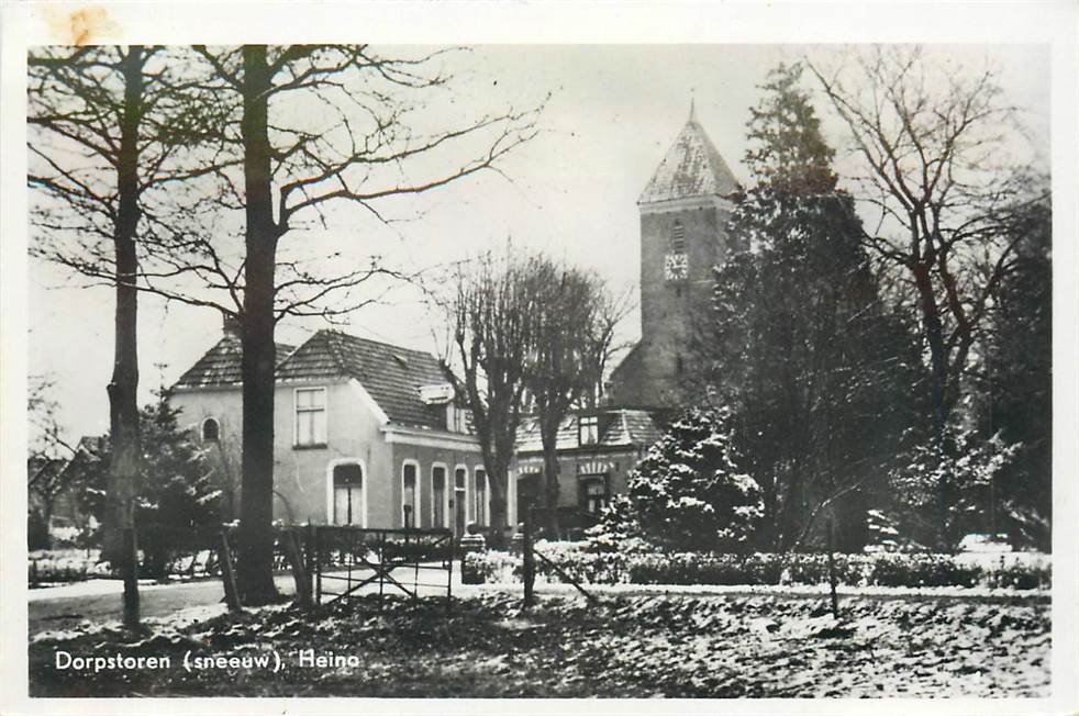 Heino Dorpstoren sneeuw