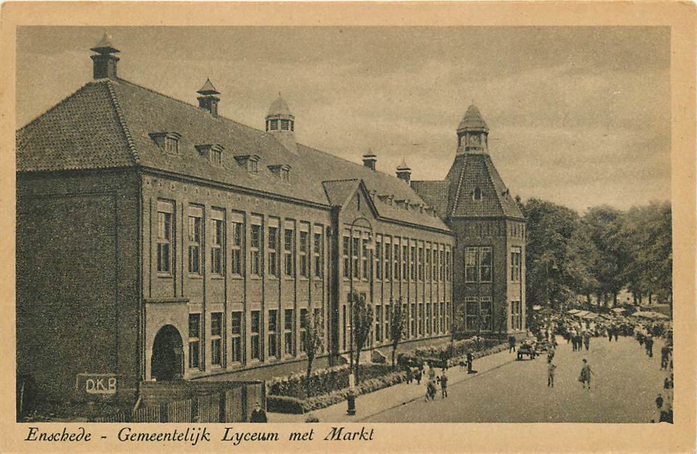 Enschede Gemeentelijk Lyceum met Markt