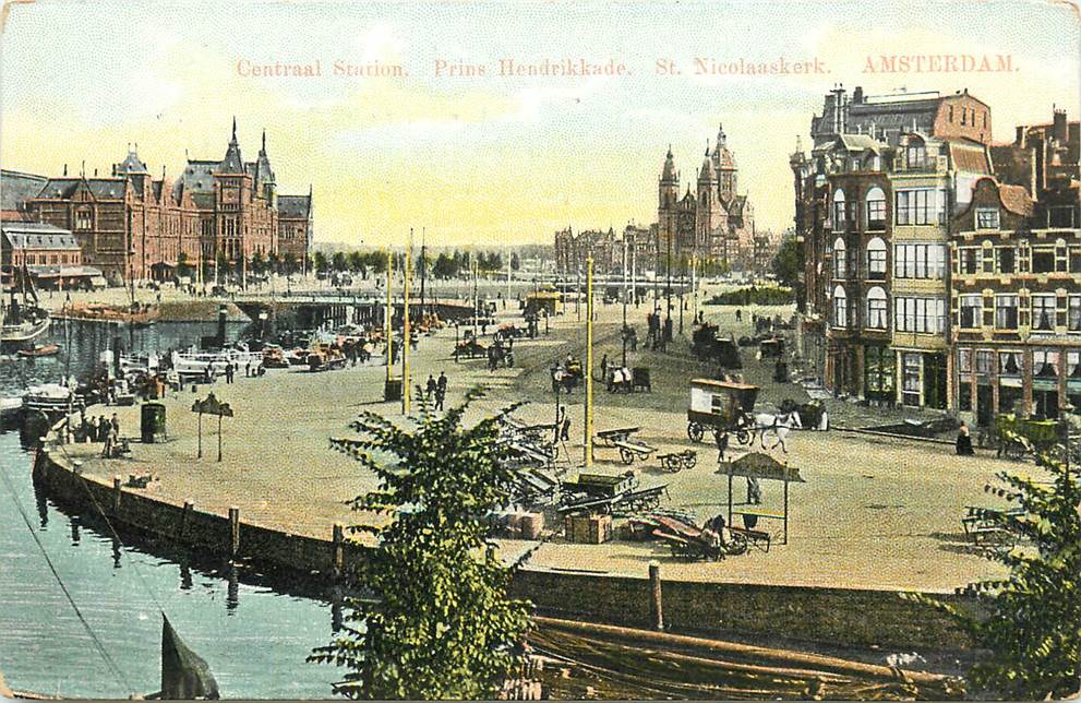 Amsterdam Centraal Station, Prins Hendrikkade, St Nicolaaskerk