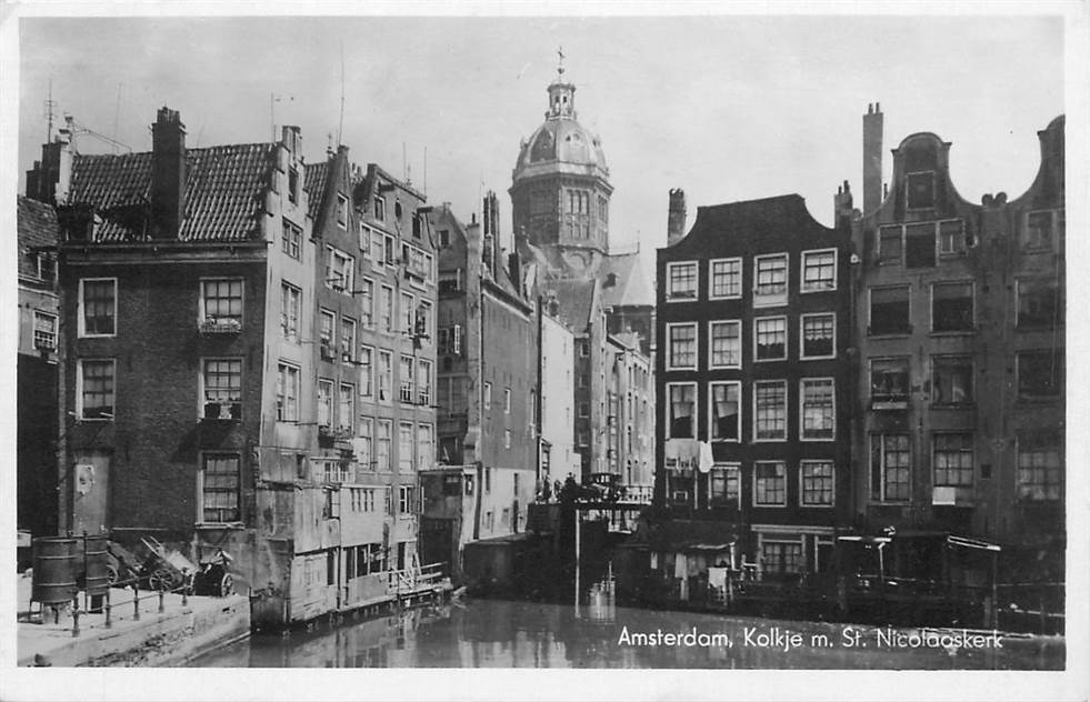 Amsterdam Kolkje m. St Nicolaaskerk