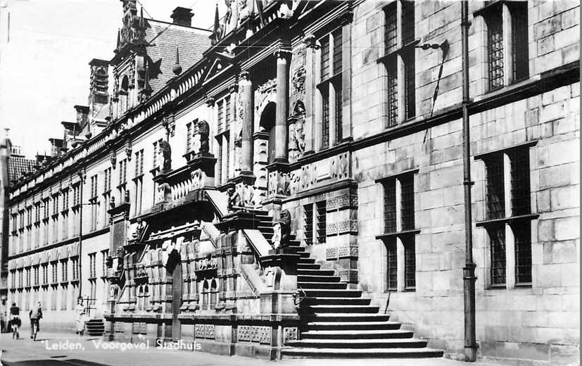 Leiden  Voorgevel Stadhuis