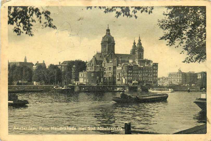 Amsterdam Prins Hendrikkade met Sint Nic