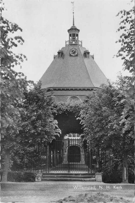 Willemstad Ned Herv Kerk