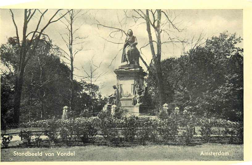 Amsterdam Standbeeld van Vondel