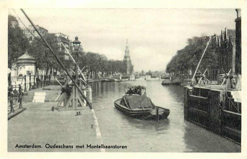 Amsterdam Oude Schans met Montelbaanstor