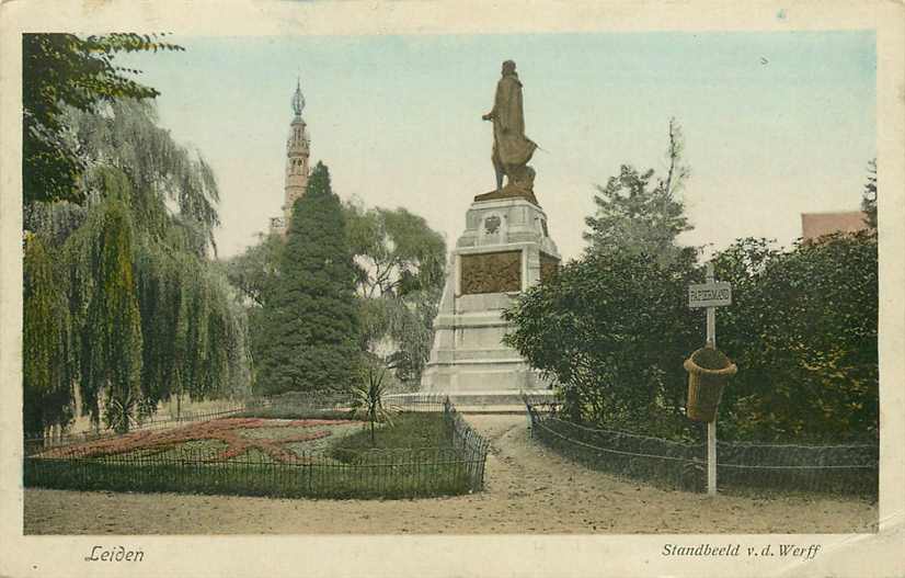 Leiden Standbeeld vd Werff
