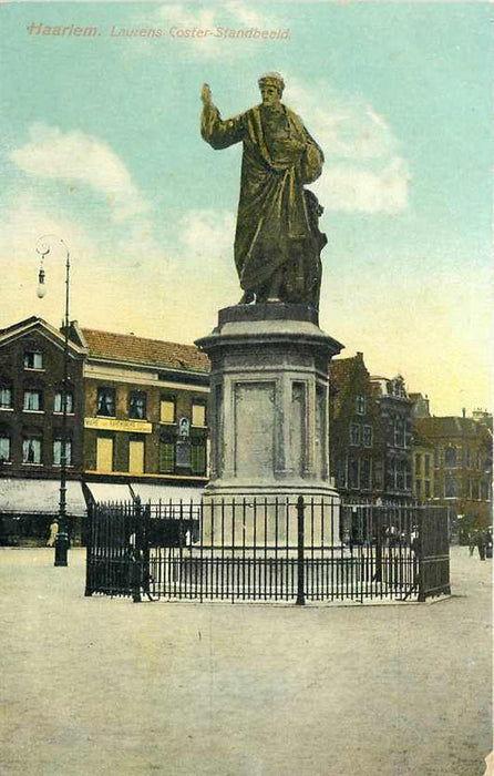 Haarlem Laurens Coster Standbeeld