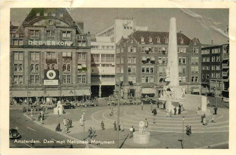 Amsterdam Dam met Nationaal Monument