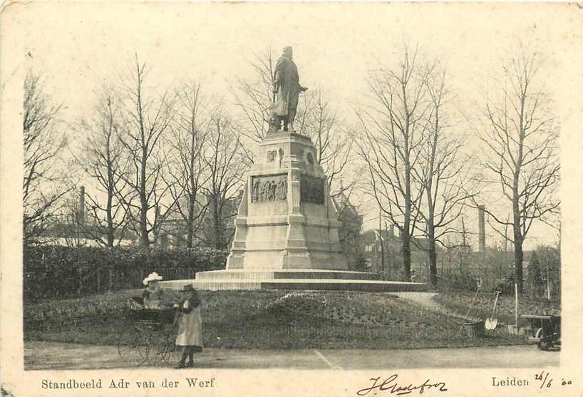 Leiden  Standbeeld Adr van der Werf