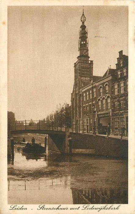 Leiden Steenschuur met Lodewijkskerk