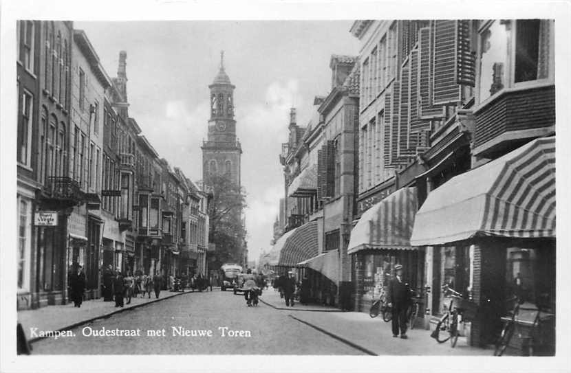 Kampen Oudestraat met Nieuwe Toren