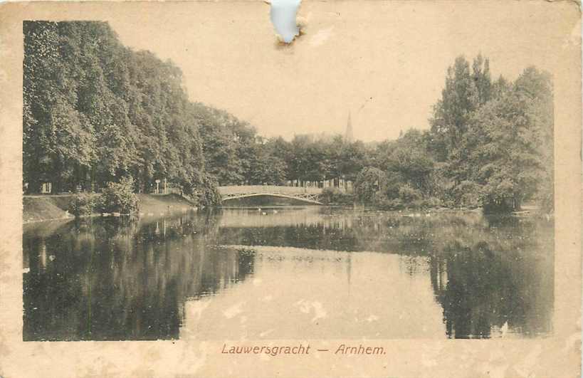 Arnhem Lauwersgracht (beschadigd)