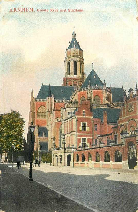 Arnhem Groote Kerk met Stadhuis