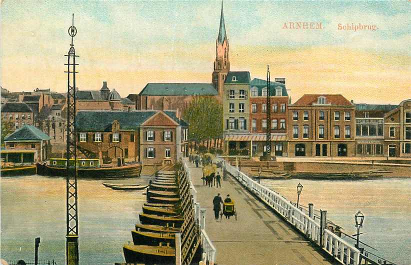 Arnhem Schipbrug over den Rijn