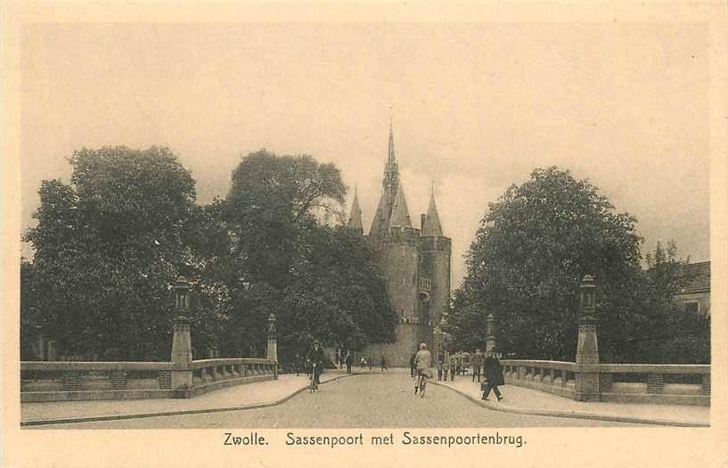 Zwolle Sassenpoort en Sassenpoortenbrug