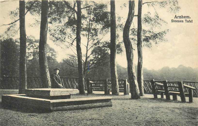 Arnhem Steenen Tafel