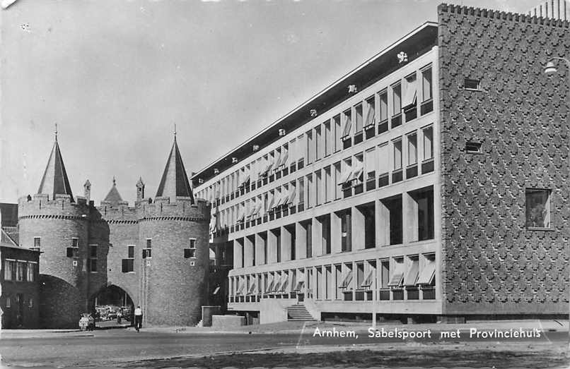 Arnhem Sabelspoort met Provinciehuis