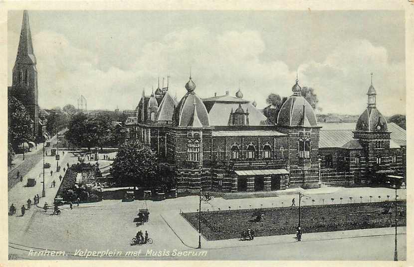 Arnhem Musis Sacrum en Velperplein