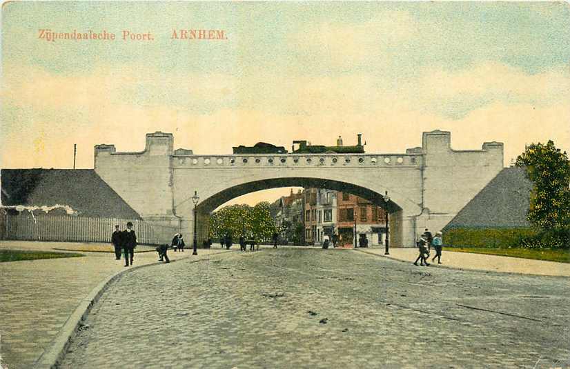 Arnhem Zijpendaalsche Poort (scheurtje)