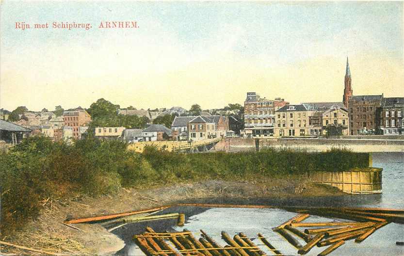 Arnhem Rijn met Schipbrug