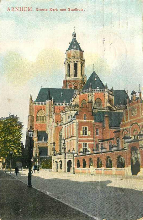 Arnhem Groote Kerk met Stadhuis