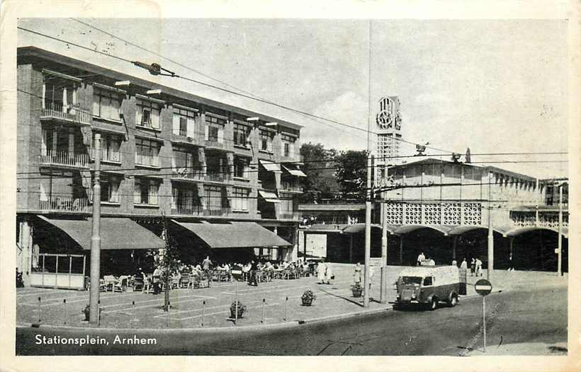 Arnhem Stationsplein