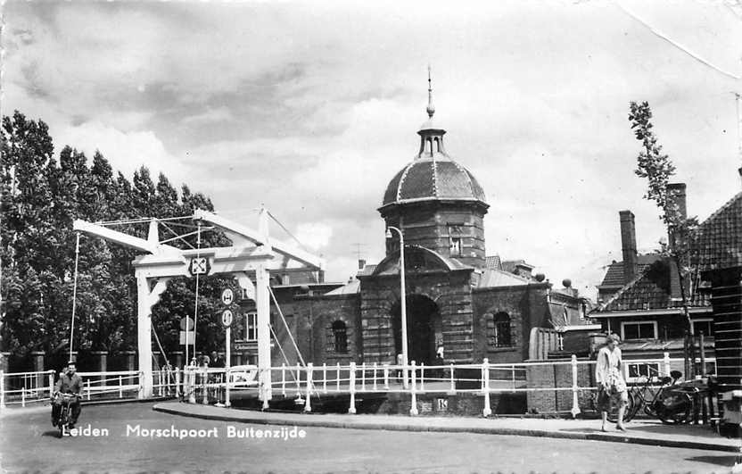 Leiden Morschpoort Buitenzijde