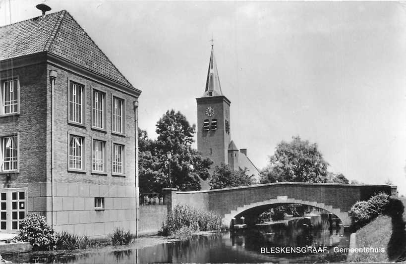 Bleskensgraaf Gemeentehuis