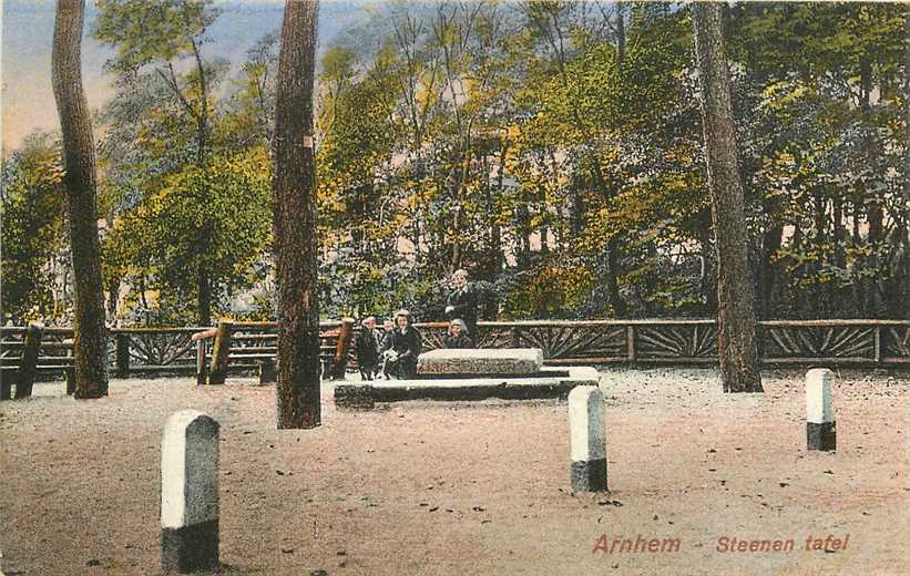 Arnhem Steenen Tafel