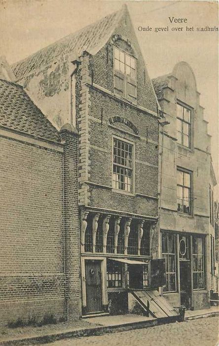 Veere Oude gevel over het stadhuis