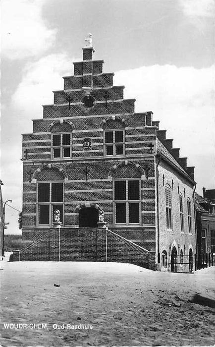 Woudrichem Oud Raadhuis