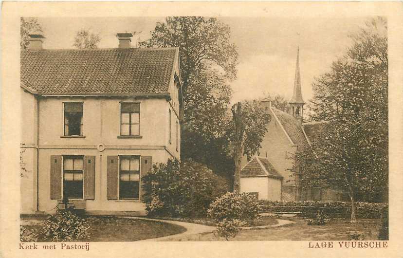 Lage Vuursche Kerk met Pastorij