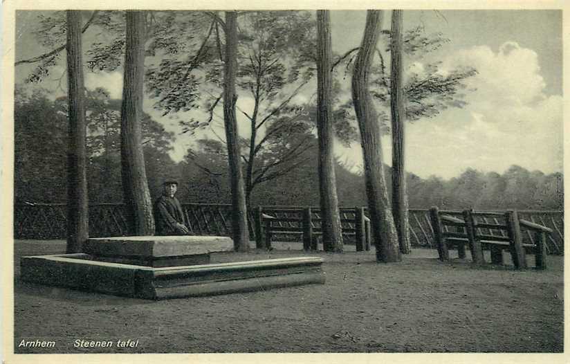 Arnhem Steenen Tafel