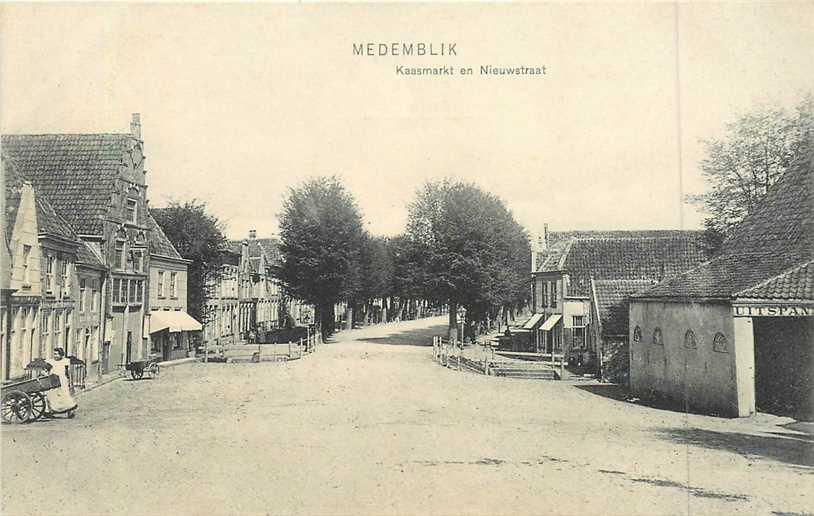 Medemblik Kaasmarkt en Nieuwstraat