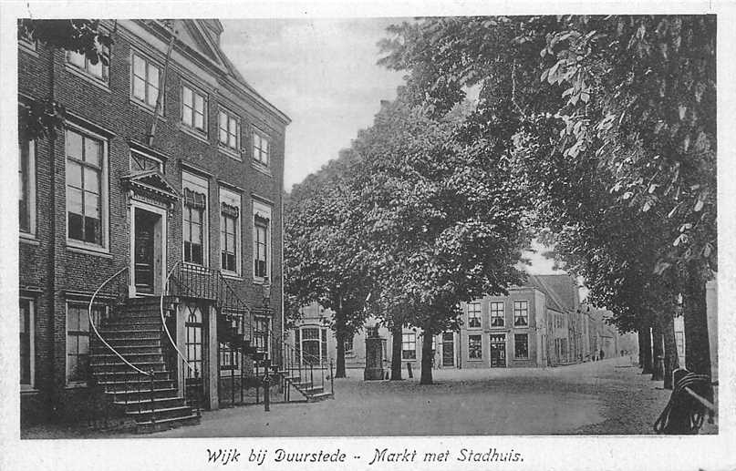 Wijk bij Duurstede Markt met Stadhuis