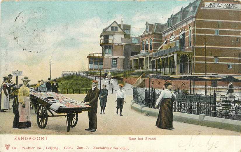 Zandvoort Naar het Strand